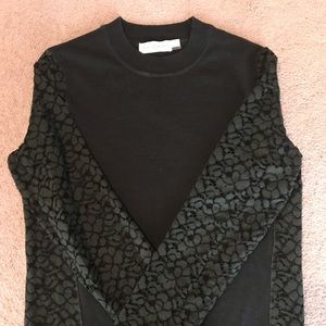 Tory Burch Green Sweater w Floral Lace Sleeves xs